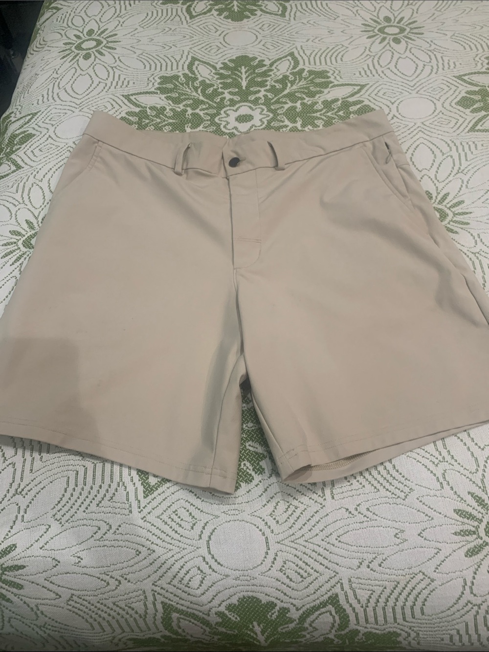 Old Navy Beige Flat-Front Men's Shorts